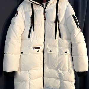 Women’s Canada Weather Gear Down Jacket